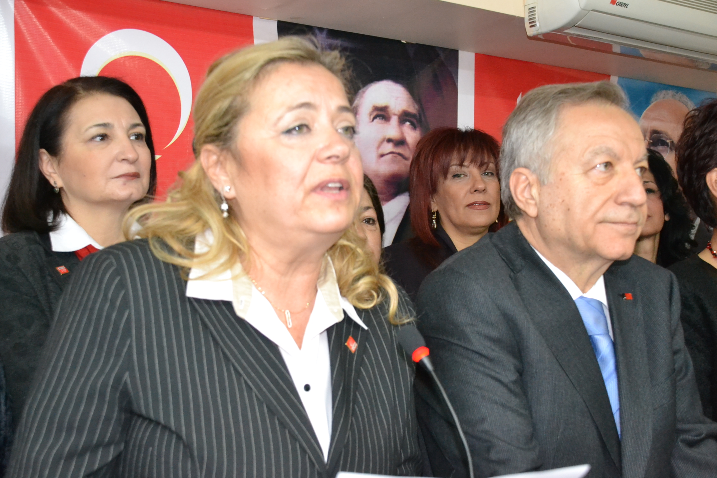 "Kadın Kolları Olarak Başarılı Bir Sınav Verdiğimizi Düşünüyorum"