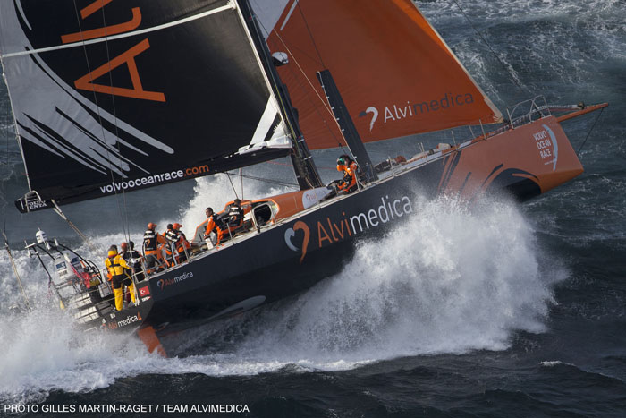 TEAM ALVİMEDİCA'NİN İLK PODYUM ZAFERİ!