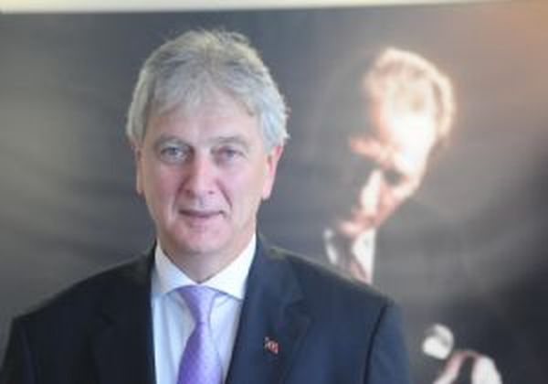 İZMİR "BEN BURADAYIM" DEDİ