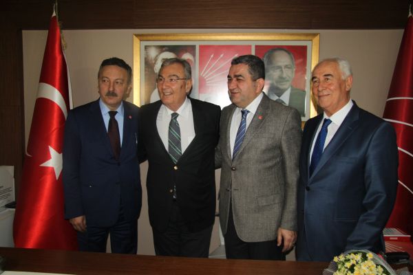 "İZMİR'DE İL BAŞKANI OLMAK SORUMLULUKTUR"