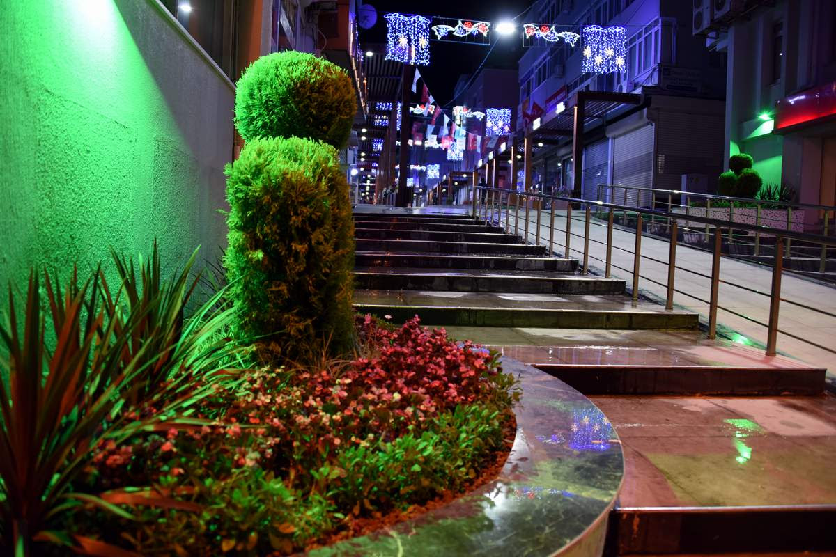 ALİAĞA BELEDİYESİ'NDEN FESTİVAL GİBİ AÇILIŞ TÖRENİ