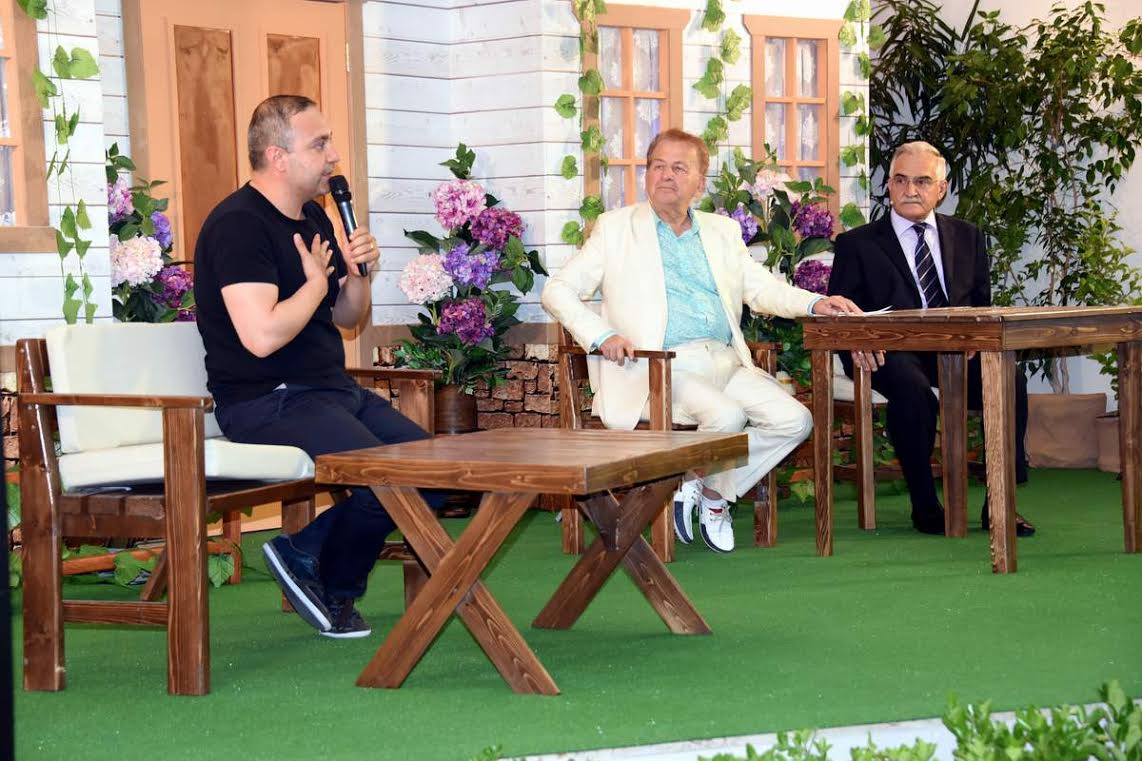 ALİAĞA'DA RAMAZAN SOHBETLERİ'NİN İLK KONUĞU ÜNLÜ OYUNCU İRFAN KANGI