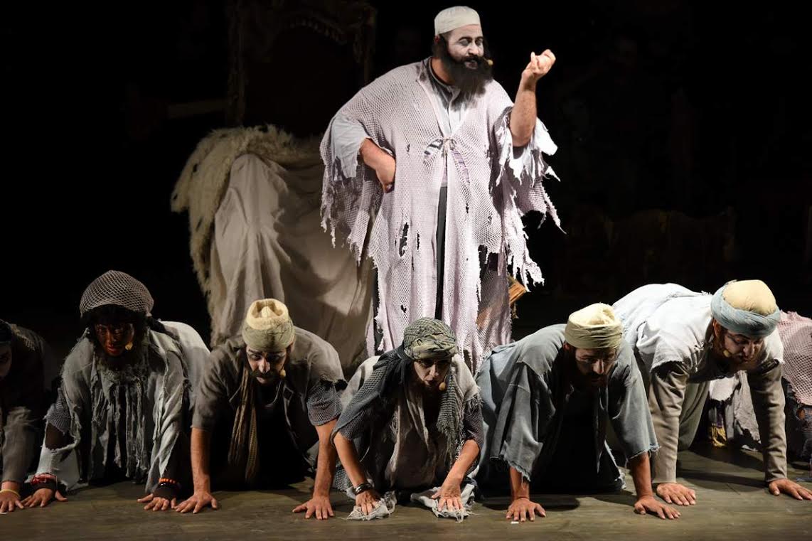 ALİAĞA'DAN 'İSTANBUL EFENDİSİ' GEÇTİ