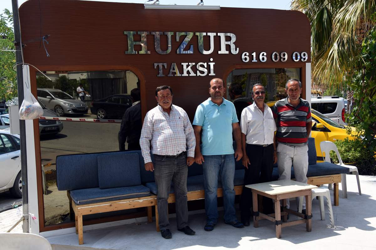 MODERN TAKSİ DURAKLARI ALİAĞA'YA ÇOK YAKIŞTI