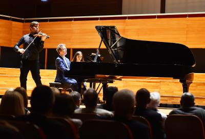 İzmir Festivali'nden "30. merhaba"