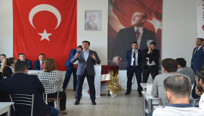 Hamza Dağ "Cumhurbaşkanlığı sistemi ve Yeni Anayasa"yı anlattı