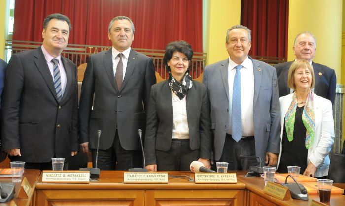 Midilli'ye işbirliği çıkarması