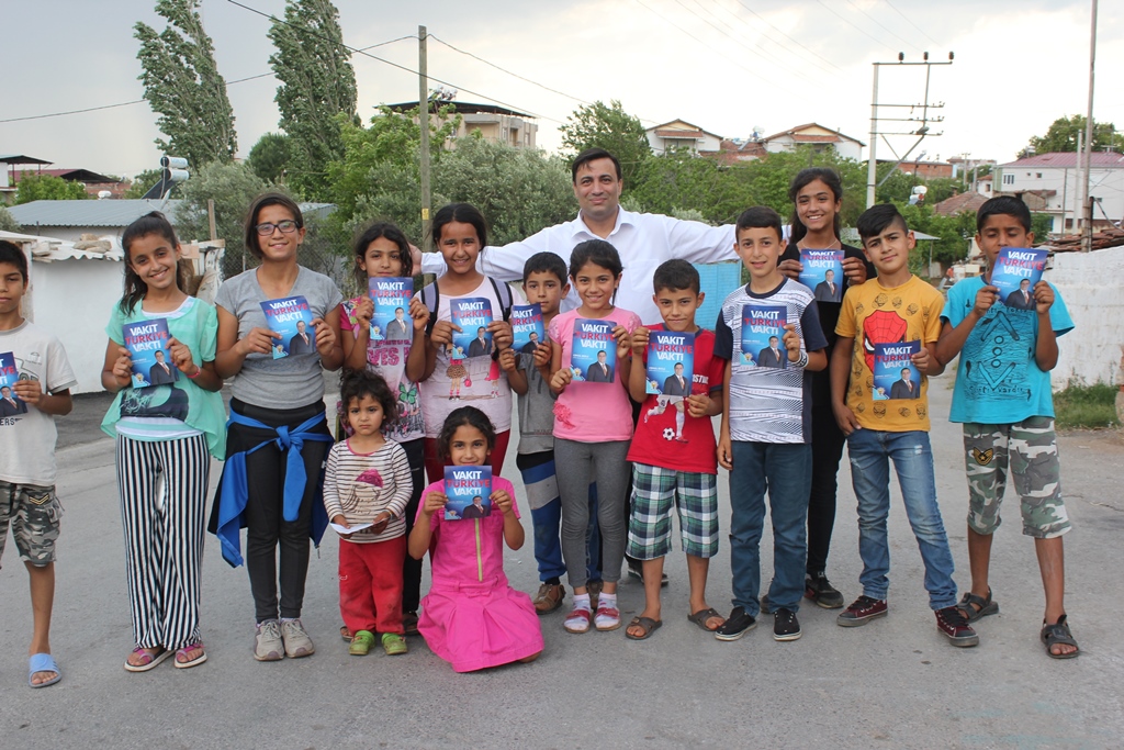Romanlar, Cemal Bekle'yi bağrına bastı