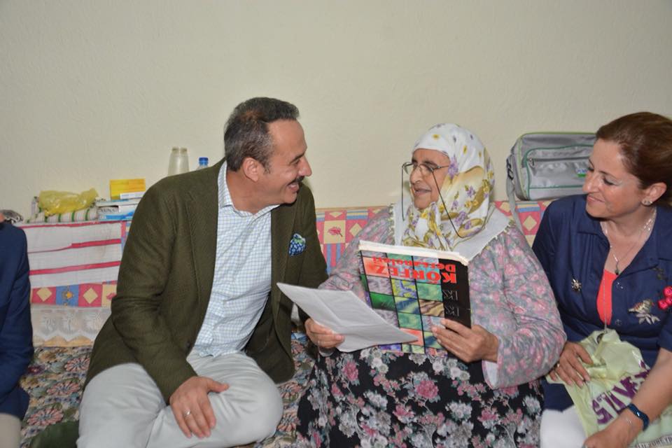 Bir gecede dört İlçeye ziyaret