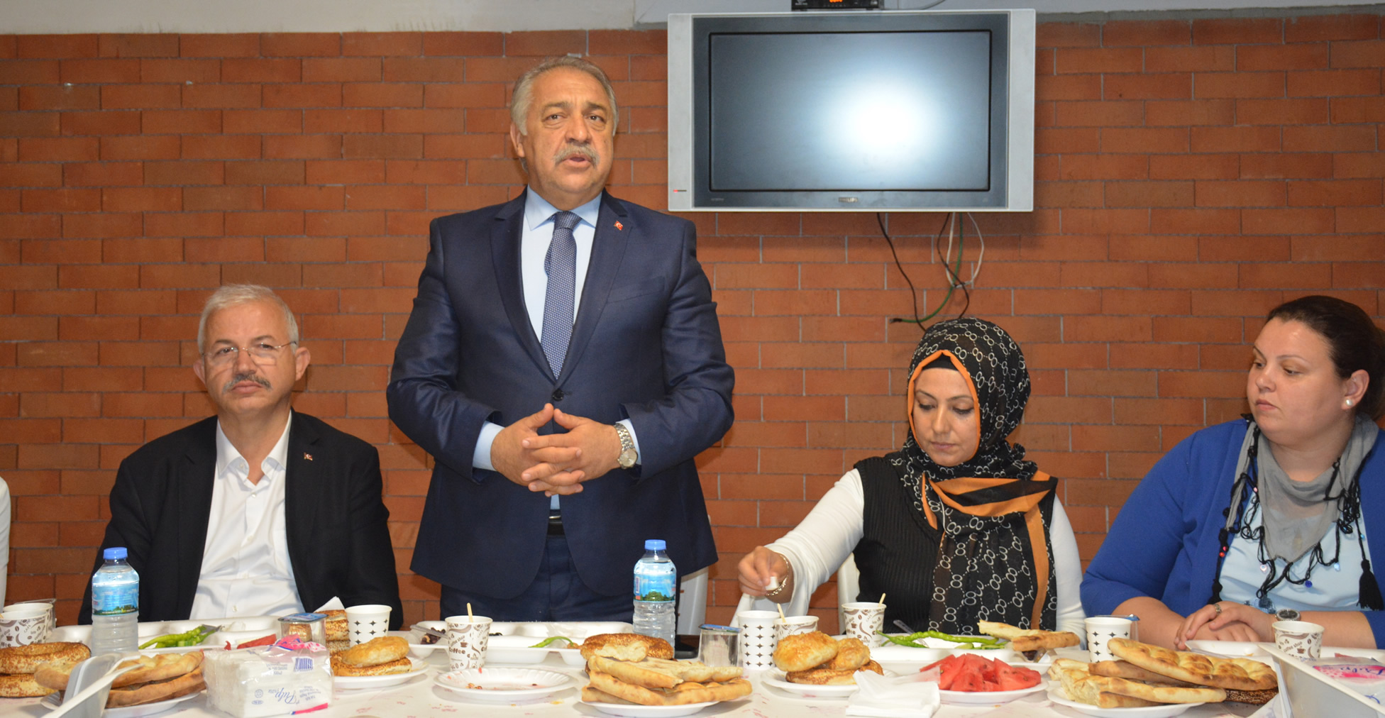 Doğan "İzmir'in Önceliklerini Bana Sorun"