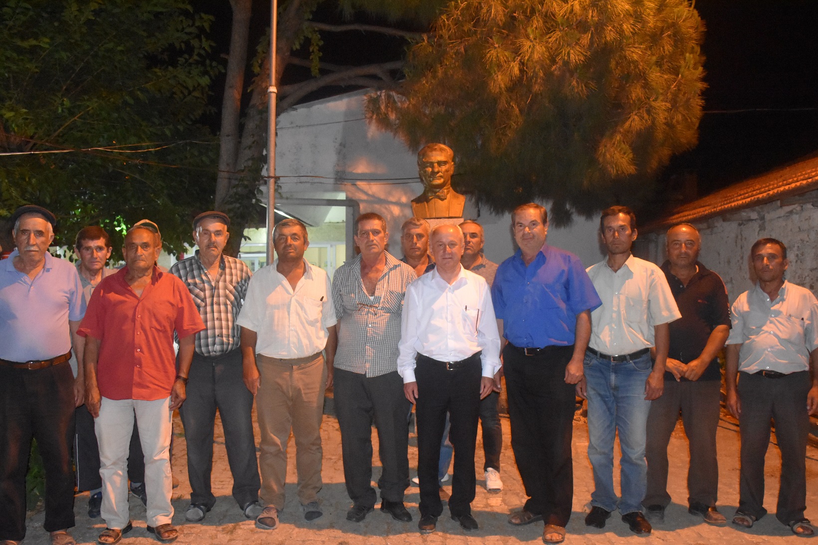 Köylümüzü 'Milletin Efendisi' yapacağız