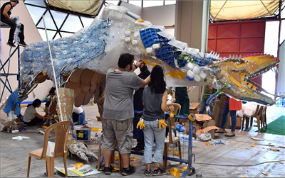 Atık malzemeden ejderha yaptılar