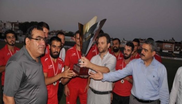 İzmir'de futbol heyecanı başlıyor