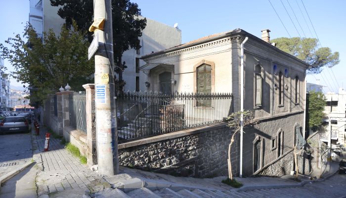 Tarihi köşk gençlik merkezi oluyor