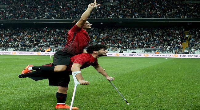 Gururlandıran hikaye