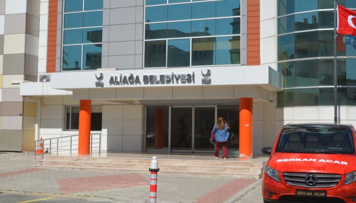 Aliağa Belediye Başkanı Serkan Acar'a ceza davası açıldı