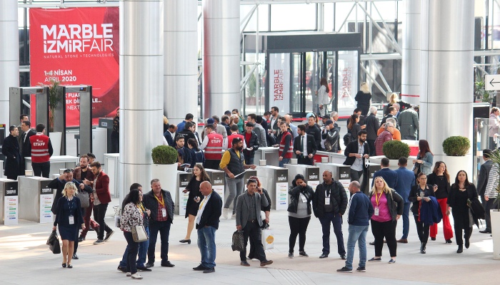 İzmir vites yükseltti