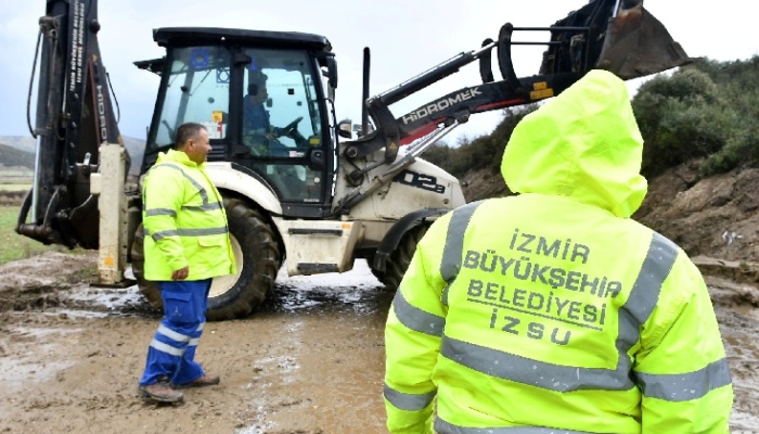 İzmir'de yağış seferberliği  