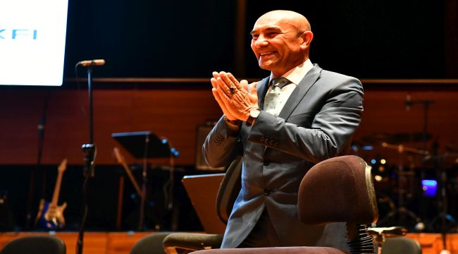 İzmir, TEV'in Umut Konseri'ne ev sahipliği yaptı