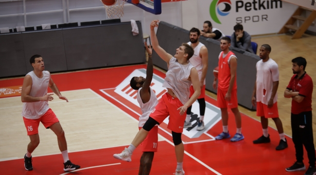 Aliağa Petkim Spor Galibiyet İçin Hazırlanıyor