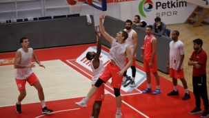 Aliağa Petkim Spor Galibiyet İçin Hazırlanıyor