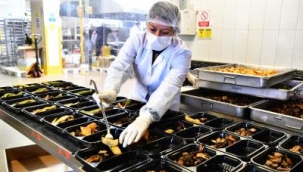 İzmir Büyükşehir Belediyesi'nin, "Kara Kış Destek Hattı" hizmete girdi