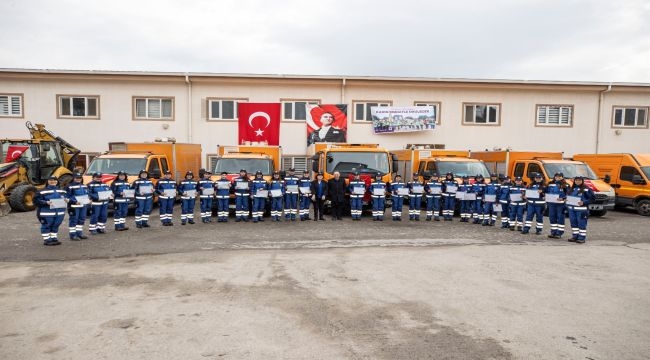Kadınlar Günü Hediyesi Başkan Soyer'den