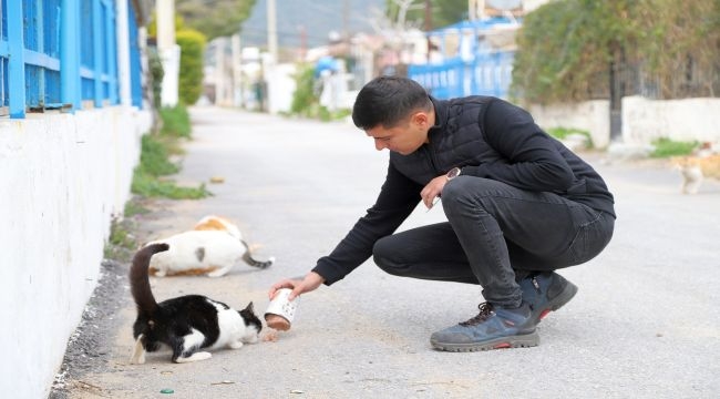 Menderes Belediyesi'nden Vefalı Hareket