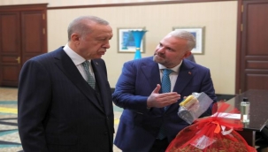 Genel Merkezde dev vazo