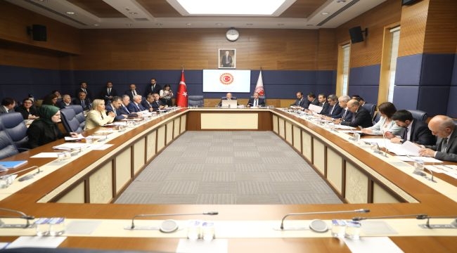 "Sağlık taşerona teslim edilmemeli"