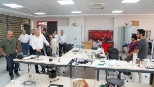 Egeli Mühendisler Avrupa Standartlarının Üzerinde Donanıma Sahip Laboratuvarlarda Eğitim Alıyor