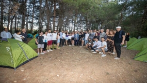 Sekizinci gençlik kampı Çandarlı'da 