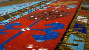 Cam Mozaik Seccade Skyland HOM'da Sergileniyor