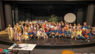 İzmirli 100 muhtar Zafer Yolu'nda ilk oyunlarını sahneleyecek