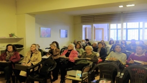 AYVALIK BELEDİYESİ'NDEN KADINA YÖNELİK ŞİDDETLE MÜCADELE BULUŞMALARI