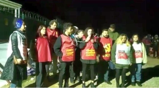 TKP'den Konya'daki barınak önünde basın açıklaması