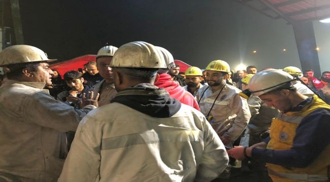  'Yetkililer inmiyor madene, baretleri işçilere veriyorlar, onlar okutuyor...'