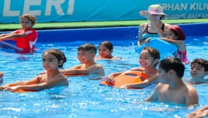 Buca'da çocuklar sanat ve sporla büyüyor