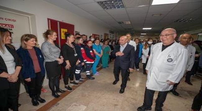 "Bu enkazdan bambaşka bir Türkiye doğacak"