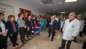 "Bu enkazdan bambaşka bir Türkiye doğacak"