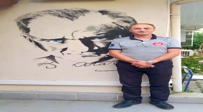 İzmir'in itfaiye personeli depremde evi yıkılan askerlik arkadaşının yardımına koştu