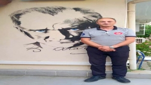 İzmir'in itfaiye personeli depremde evi yıkılan askerlik arkadaşının yardımına koştu