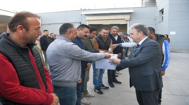 Başkan İduğ mesaiye işçilerle başladı