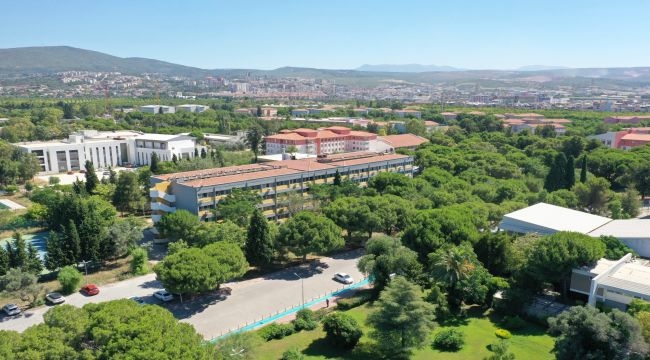 Ege'de kâğıt geri dönüşümü ile 4 bin 236 adet ağaç kurtarıldı