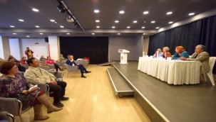 Bornovalı Kadınlarla Etkin Okuma Projesi