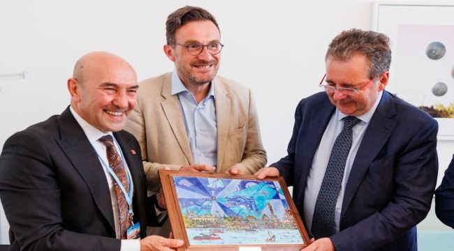 Başkan Soyer'den Brüksel'de Uluslararası Dayanışmanın Önemine Vurgu