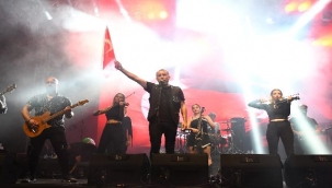 Torbalı 'Kurtuluşu'nu Haluk Levent'le Kutladı