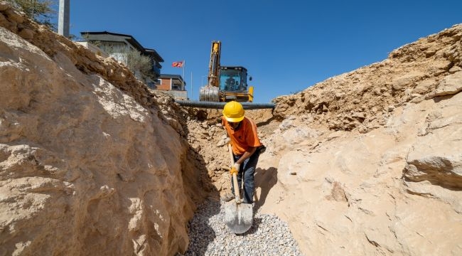 Foça'nın altyapı ağı genişliyor