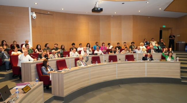 Gaziemir Belediyesi'ne 2024 yılı için 1 milyar 350 milyonluk bütçe 