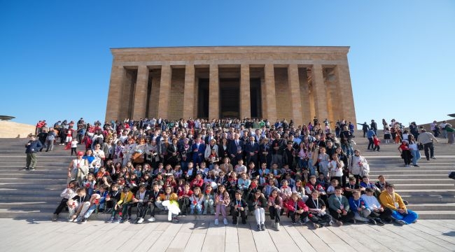 Gaziemirliler 100. yılda Atatürk'ün huzuruna çıktı